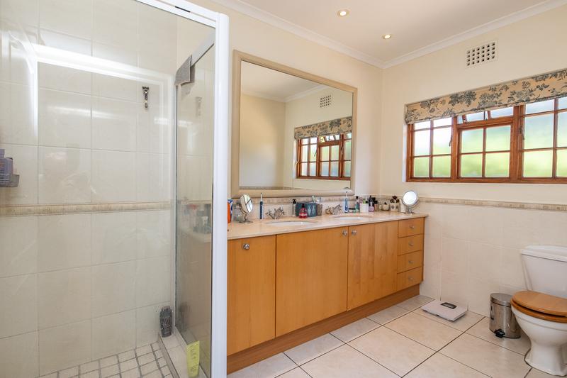 5 Bedroom Property for Sale in Tokai Western Cape